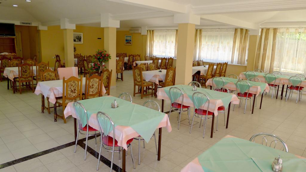 Apartments Maestral Sveti Petar  Buitenkant foto